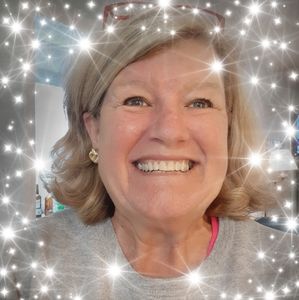 Meet your Posher, Debbie